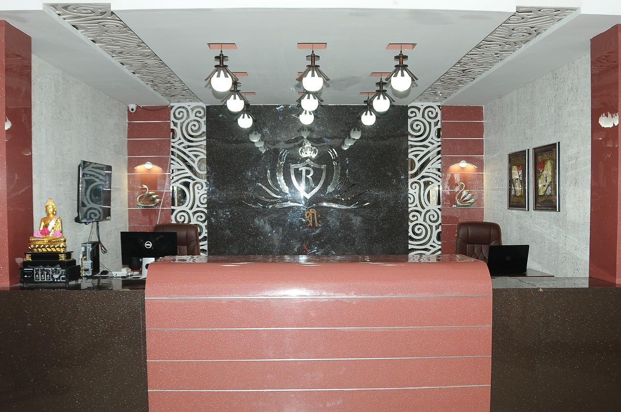 Hotel Rajahamsa Anantapur Exterior photo