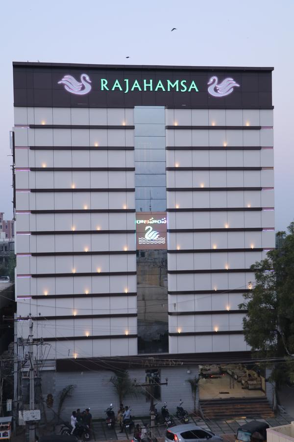 Hotel Rajahamsa Anantapur Exterior photo